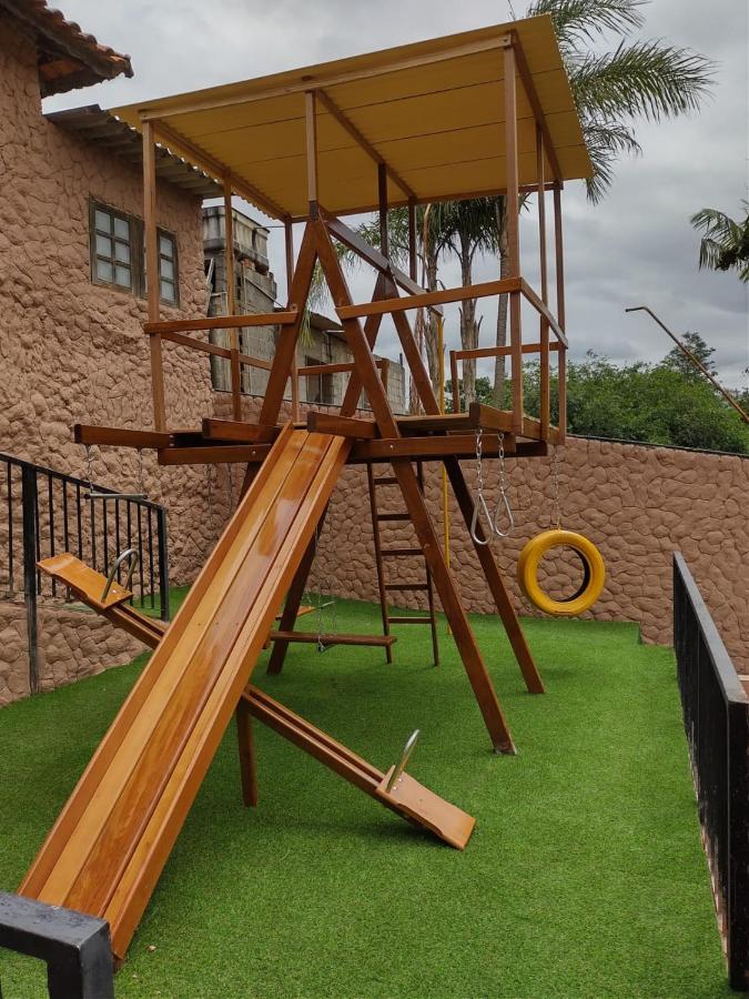 Chacara Bella Vida Com Piscina Churrasqueira Salao De Festas Fogao A Lenha Quadra Aracariguama Exterior photo
